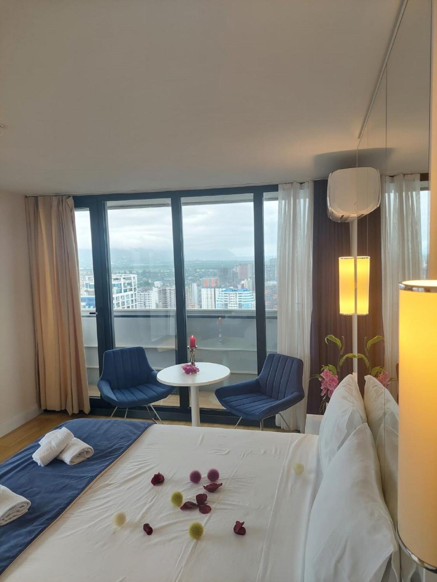 Apart-Hotel Orbi City Batumi Eksteriør bilde