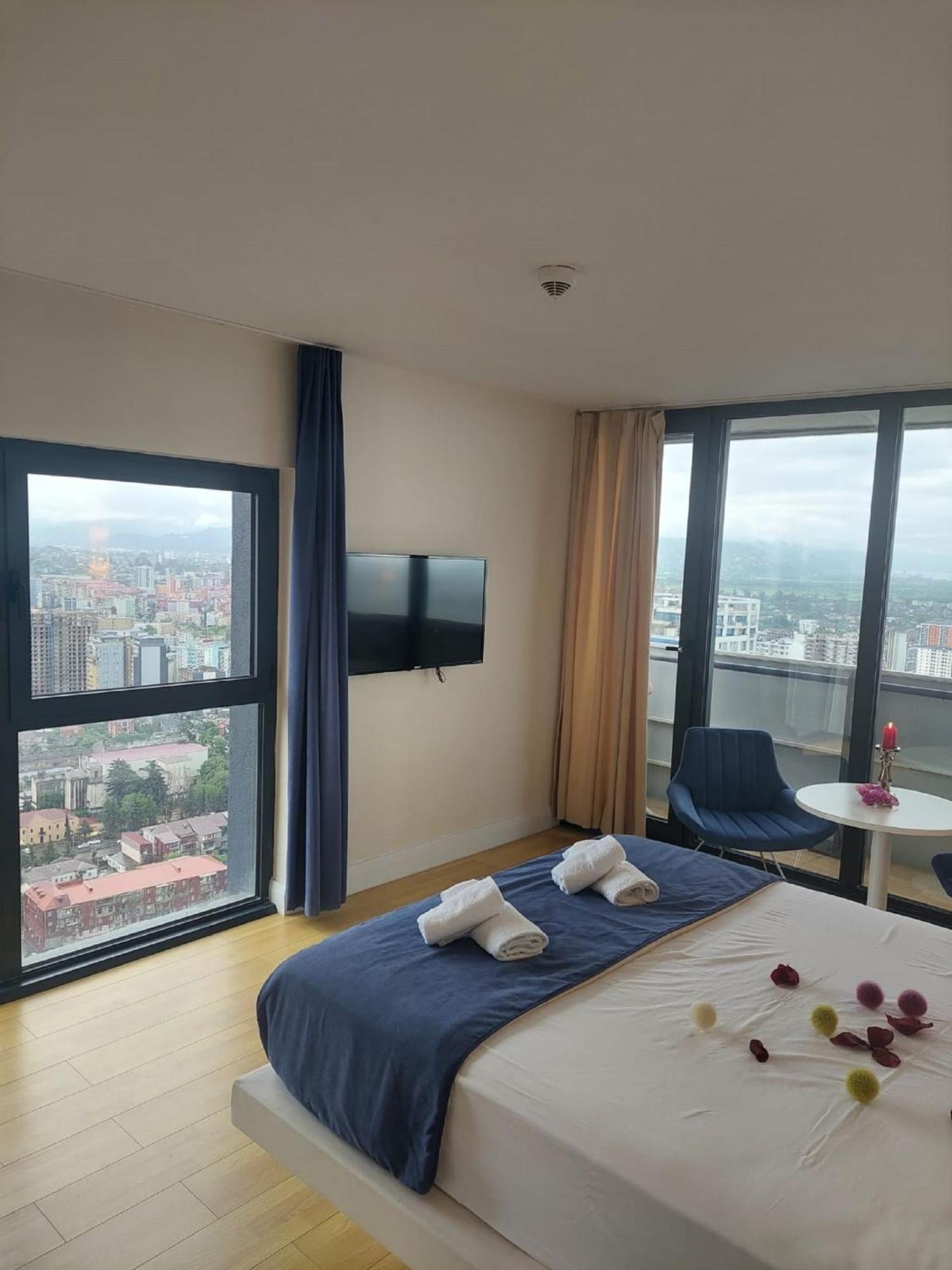 Apart-Hotel Orbi City Batumi Eksteriør bilde
