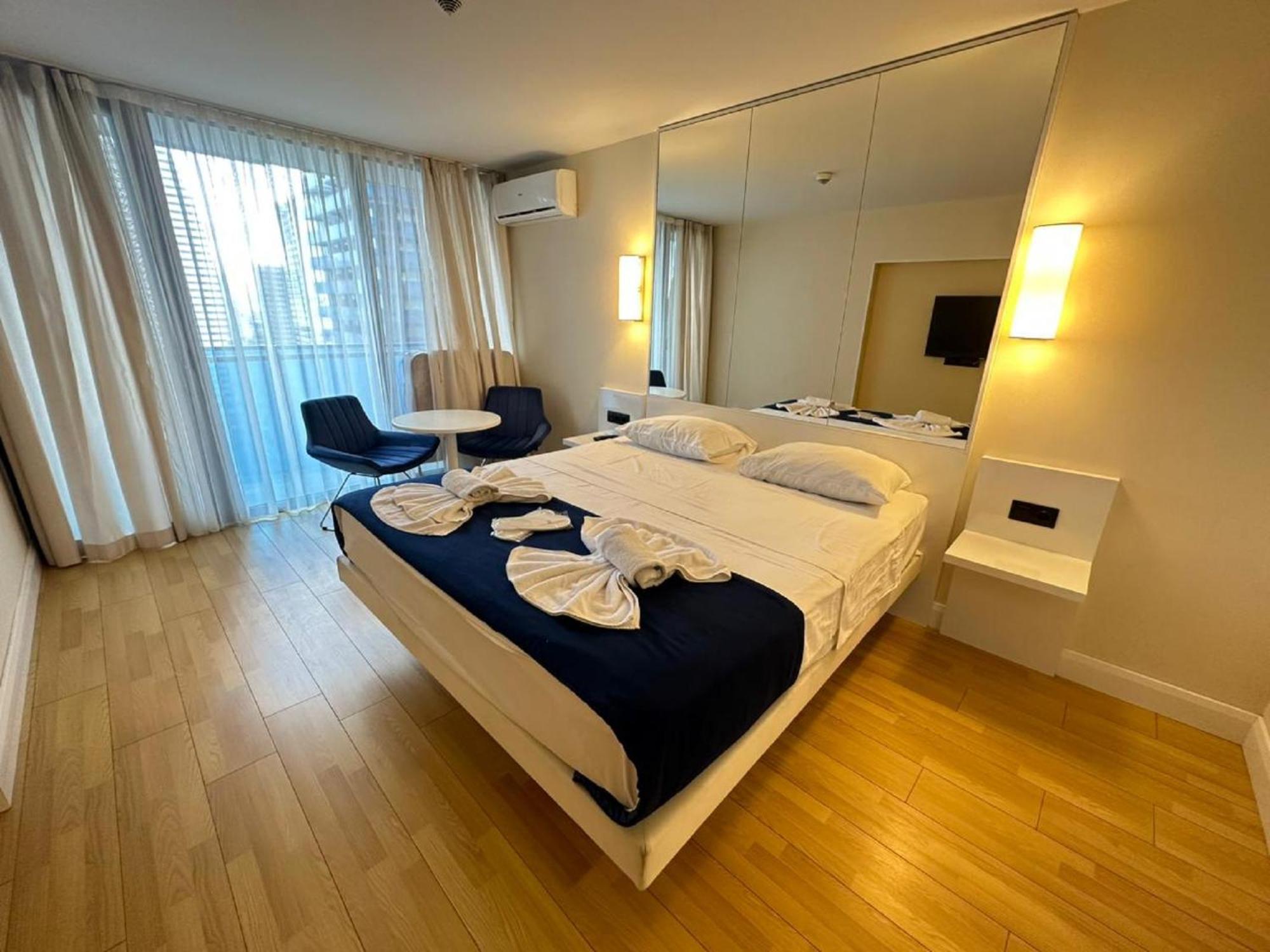 Apart-Hotel Orbi City Batumi Eksteriør bilde